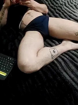 Snapshot of elong007 chatting on March 23, 2026, 8:47 am elong007 online show from March 23, 2026, 8:47 am