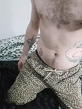 Snapshot of elong007 chatting on March 16, 2026, 5:37 pm elong007 online show from March 16, 2026, 5:37 pm