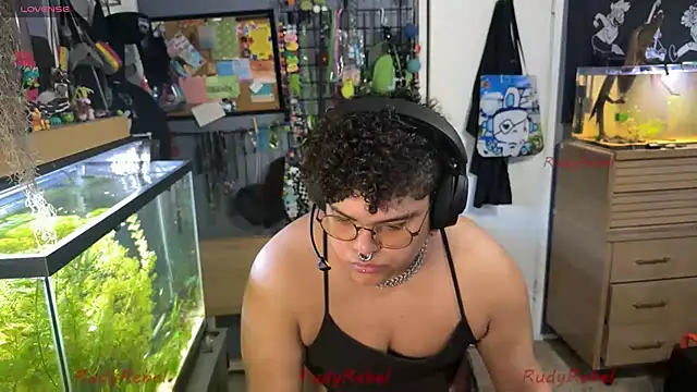 Snapshot of RudyRebel chatting on February 23, 2026, 10:43 pm RudyRebel online show from February 23, 2026, 10:43 pm