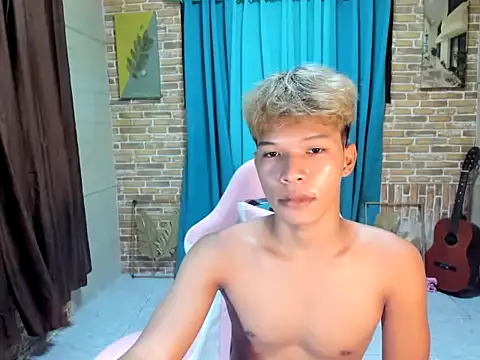 Nick cummer12 online show from June 7, 2026, 4:50 am