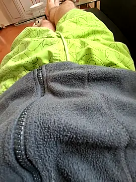 paulucio8 online show from March 11, 2026, 10:42 am