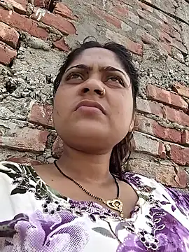 Aanushaka online show from May 31, 2026, 1:22 am