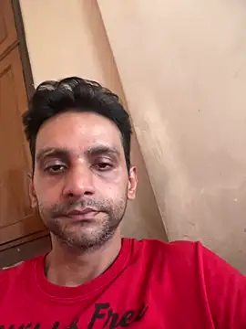 online4u08 online show from May 6, 2026, 9:46 am