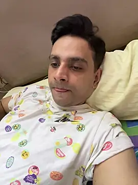 online4u08 online show from March 6, 2026, 4:02 pm