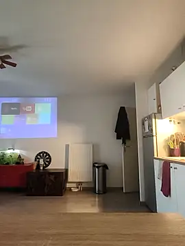 eruzam59000 online show from April 4, 2026, 12:34 pm