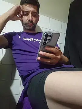 Snapshot of kissandgo chatting on July 23, 2026, 8:38 pm kissandgo online show from July 23, 2026, 8:38 pm