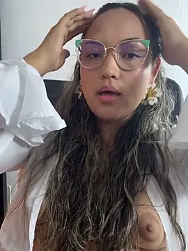 Valentina Liora online show from March 12, 2026, 2:10 pm