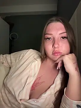 Bellesweett online show from April 9, 2026, 8:48 pm