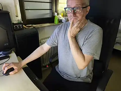 Snapshot of loenne1 chatting on February 21, 2026, 10:01 pm loenne1 online show from February 21, 2026, 10:01 pm