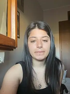 maryzoe05 online show from April 18, 2026, 3:14 pm