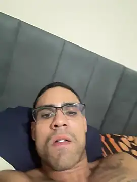 machoputo online show from February 27, 2026, 2:01 am