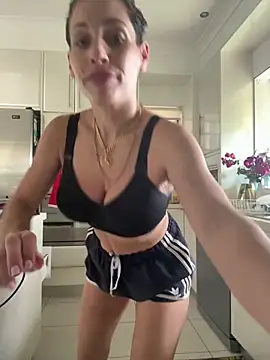 touchmybodybaby online show from March 24, 2026, 2:00 am