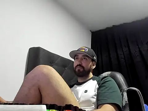 Snapshot of coolfreaky chatting on February 23, 2026, 1:40 am coolfreaky online show from February 23, 2026, 1:40 am