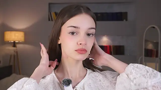 JodiAwyie online show from March 15, 2026, 6:04 pm