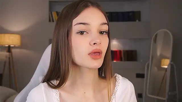 JodiAwyie online show from March 6, 2026, 4:57 pm