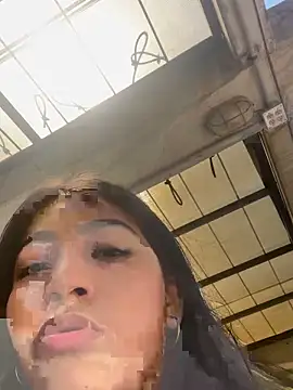 Snapshot of Sexy_mia_outdoors chatting on February 26, 2026, 4:07 pm Sexy mia outdoors online show from February 26, 2026, 4:07 pm