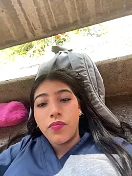 Snapshot of Sexy_mia_outdoors chatting on February 25, 2026, 5:02 pm Sexy mia outdoors online show from February 25, 2026, 5:02 pm