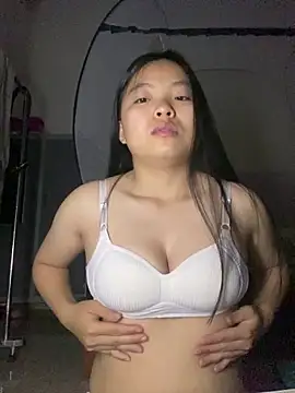 Olive-su online show from March 12, 2026, 2:43 pm