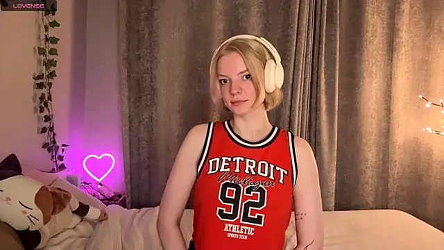 Marry Sornatiko online show from May 14, 2026, 6:27 pm