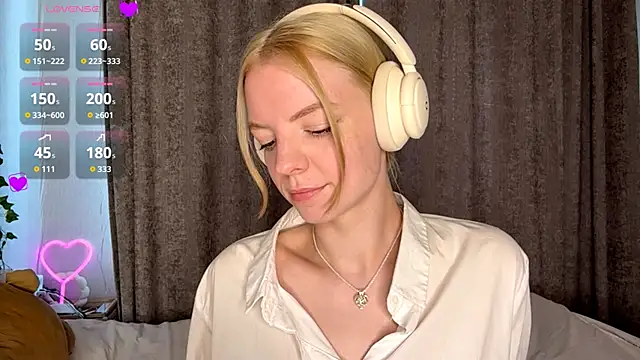 Snapshot of Marry_Sornatiko chatting on June 18, 2026, 3:50 pm Marry Sornatiko online show from June 18, 2026, 3:50 pm