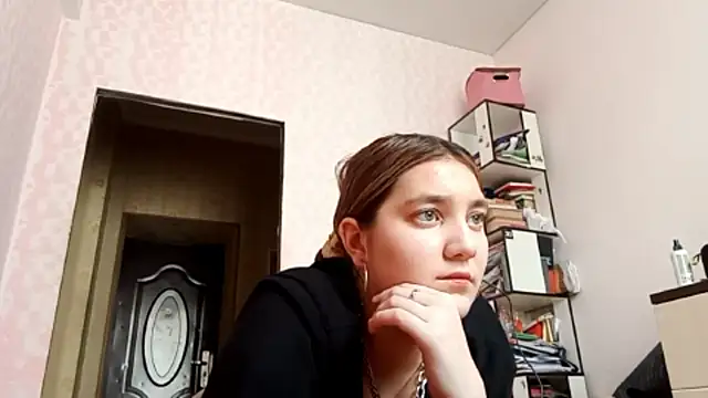 JanineThielman online show from April 22, 2026, 8:32 am