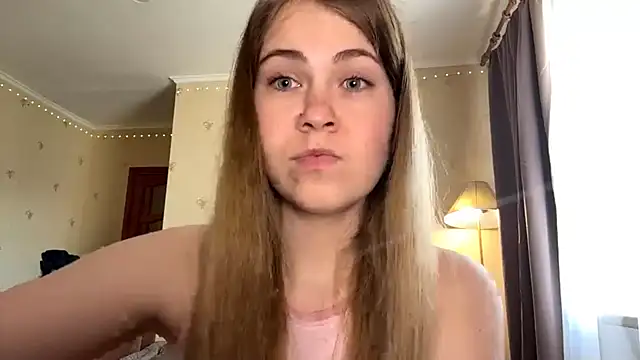 Snapshot of Amy_Maev chatting on May 10, 2026, 7:12 am Amy Maev online show from May 10, 2026, 7:12 am