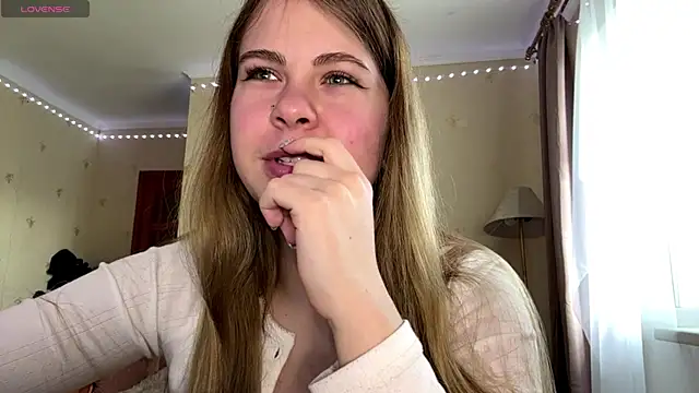 Snapshot of Amy_Maev chatting on April 23, 2026, 11:05 am Amy Maev online show from April 23, 2026, 11:05 am
