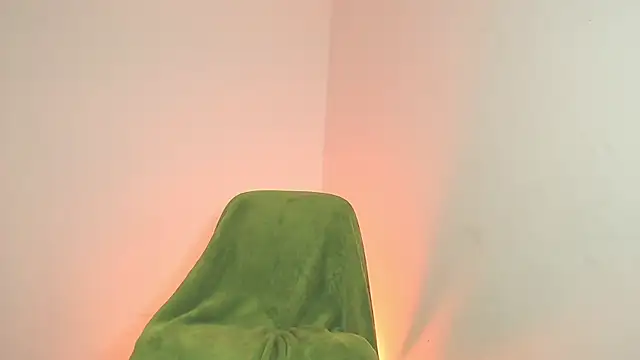 Snapshot of Holysh1t9 chatting on February 26, 2026, 8:42 pm Holysh1t9 online show from February 26, 2026, 8:42 pm