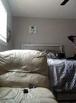 wetmouthyo online show from February 25, 2026, 6:41 pm