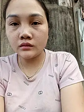  Sexy baby  online show from March 19, 2026, 12:43 am