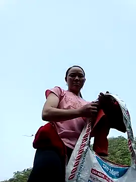 elen8800 online show from April 3, 2026, 9:05 am