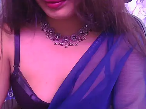Aayesha-queen online show from May 1, 2026, 4:17 am