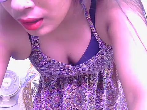 Snapshot of Aayesha-queen chatting on March 15, 2026, 3:57 am Aayesha-queen online show from March 15, 2026, 3:57 am