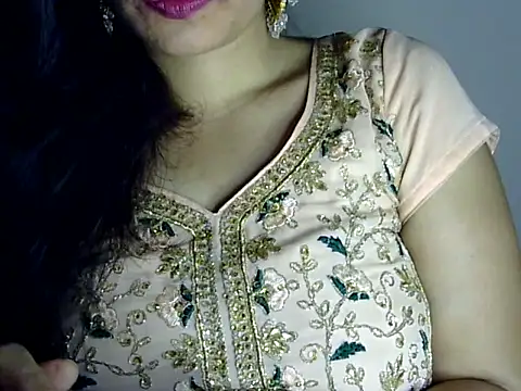 Neha Sharma2 online show from April 21, 2026, 12:56 pm
