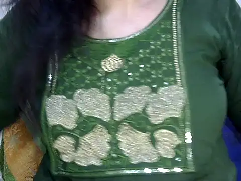Neha Sharma2 online show from April 20, 2026, 1:24 pm