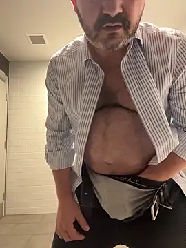 chubbylittlesecret online show from April 1, 2026, 2:24 am