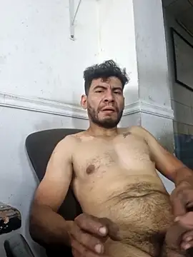 boyp3netrat0r online show from June 19, 2026, 1:39 pm