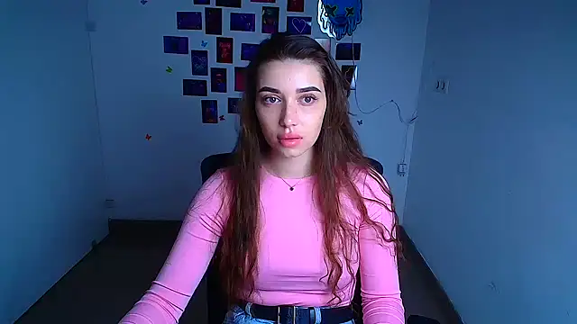 NikaMystic online show from April 4, 2026, 5:25 am