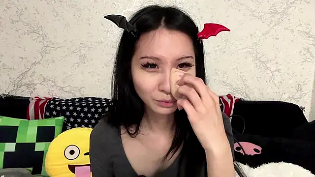 Snapshot of kishagrayone chatting on May 7, 2026, 1:03 pm kishagrayone online show from May 7, 2026, 1:03 pm