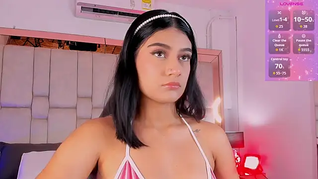 KatherineRuiz  online show from April 26, 2026, 12:13 pm
