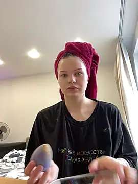 CindyMil online show from June 28, 2026, 3:46 am