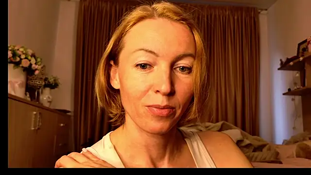 Snapshot of angelicfenix chatting on April 29, 2026, 3:49 pm angelicfenix online show from April 29, 2026, 3:49 pm