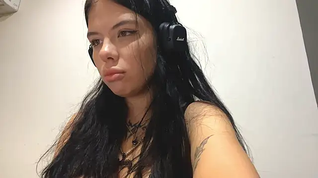 Snapshot of MichaeleStockon chatting on February 25, 2026, 5:13 pm MichaeleStockon online show from February 25, 2026, 5:13 pm