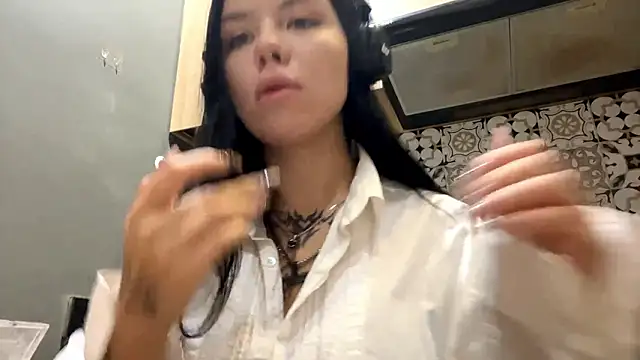 Snapshot of MichaeleStockon chatting on February 26, 2026, 5:13 pm MichaeleStockon online show from February 26, 2026, 5:13 pm