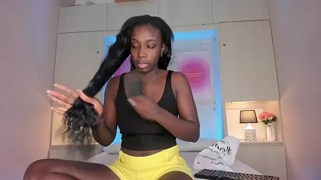 Oshun 444 online show from May 8, 2026, 12:09 pm