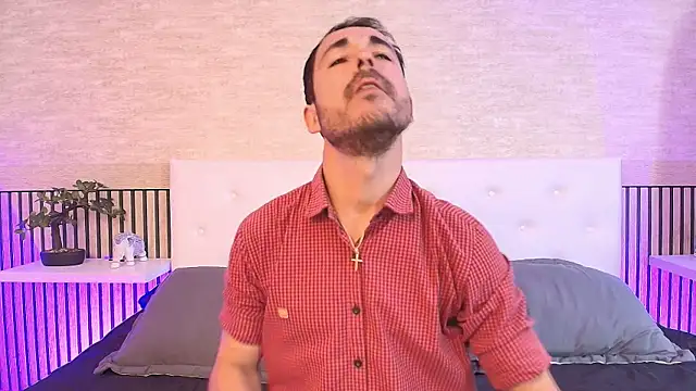 Adams Sanz online show from April 7, 2026, 7:15 pm