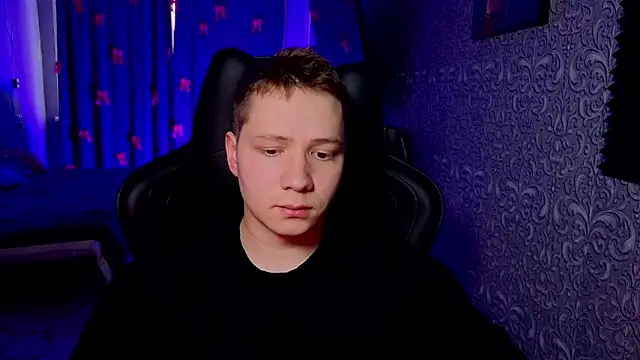 Snapshot of Karl_Night_ chatting on February 25, 2026, 5:18 am Karl Night online show from February 25, 2026, 5:18 am