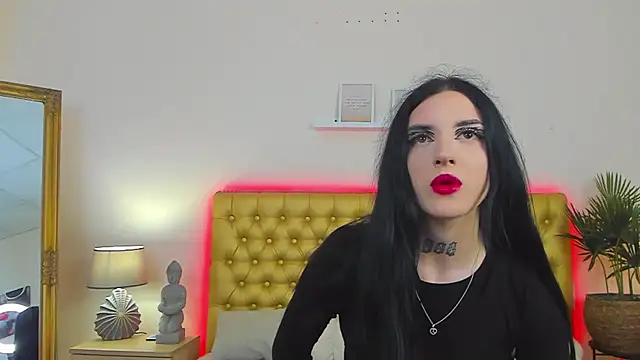 TiffanyHhot online show from April 2, 2026, 12:34 pm