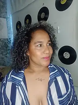 Snapshot of medusafox_ chatting on July 4, 2026, 4:52 am medusafox online show from July 4, 2026, 4:52 am