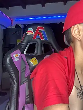 Snapshot of MIKEFONSE- chatting on February 27, 2026, 5:51 am MIKEFONSE- online show from February 27, 2026, 5:51 am